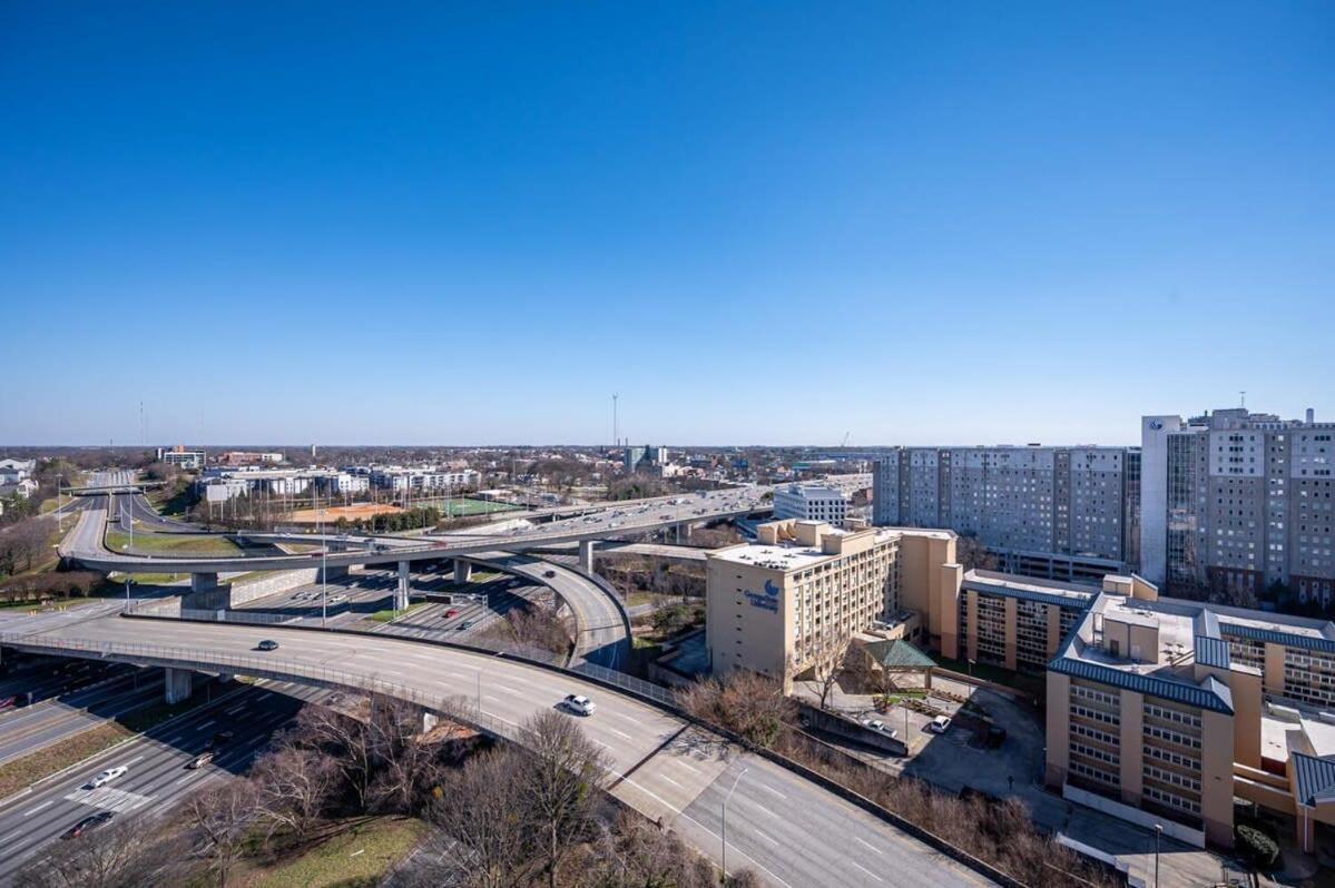 Downtown 18th Fl! View& Onsite Parking Lm1807 Atlanta