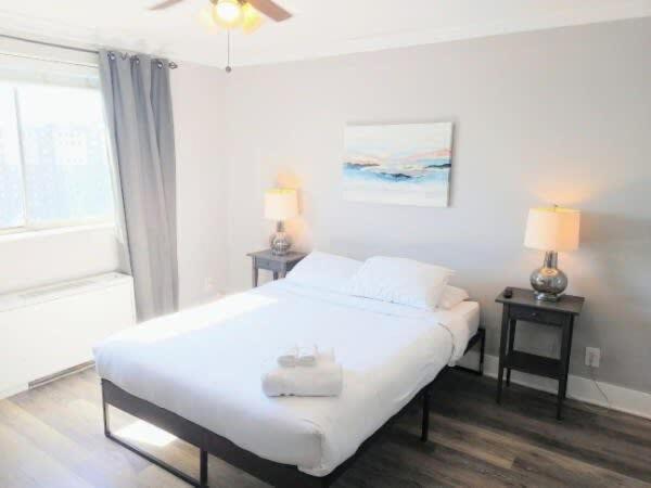 Holiday home Downtown 18th Fl! View& Onsite Parking Lm1807 *